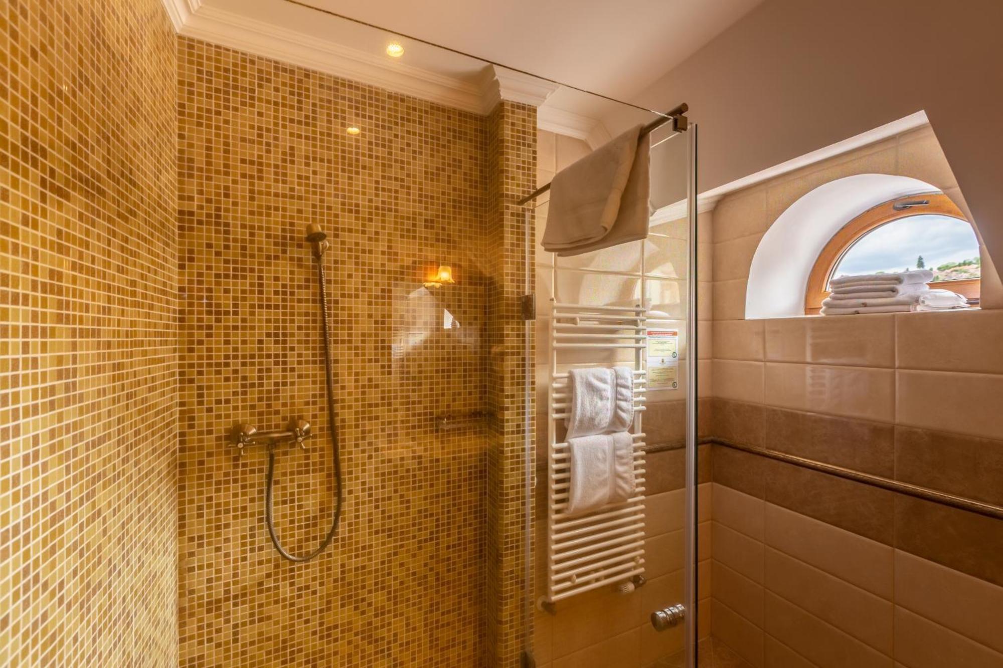 Boutique Bulevard 4*