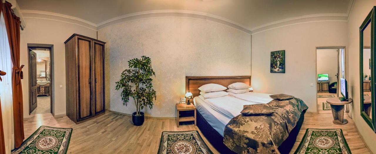 Boutique Bulevard 4* סיגישוארה